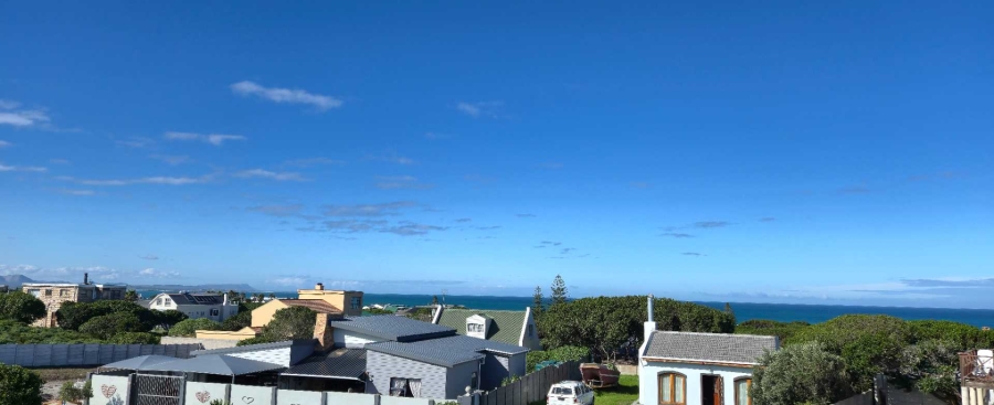 4 Bedroom Property for Sale in Kleinbaai Western Cape
